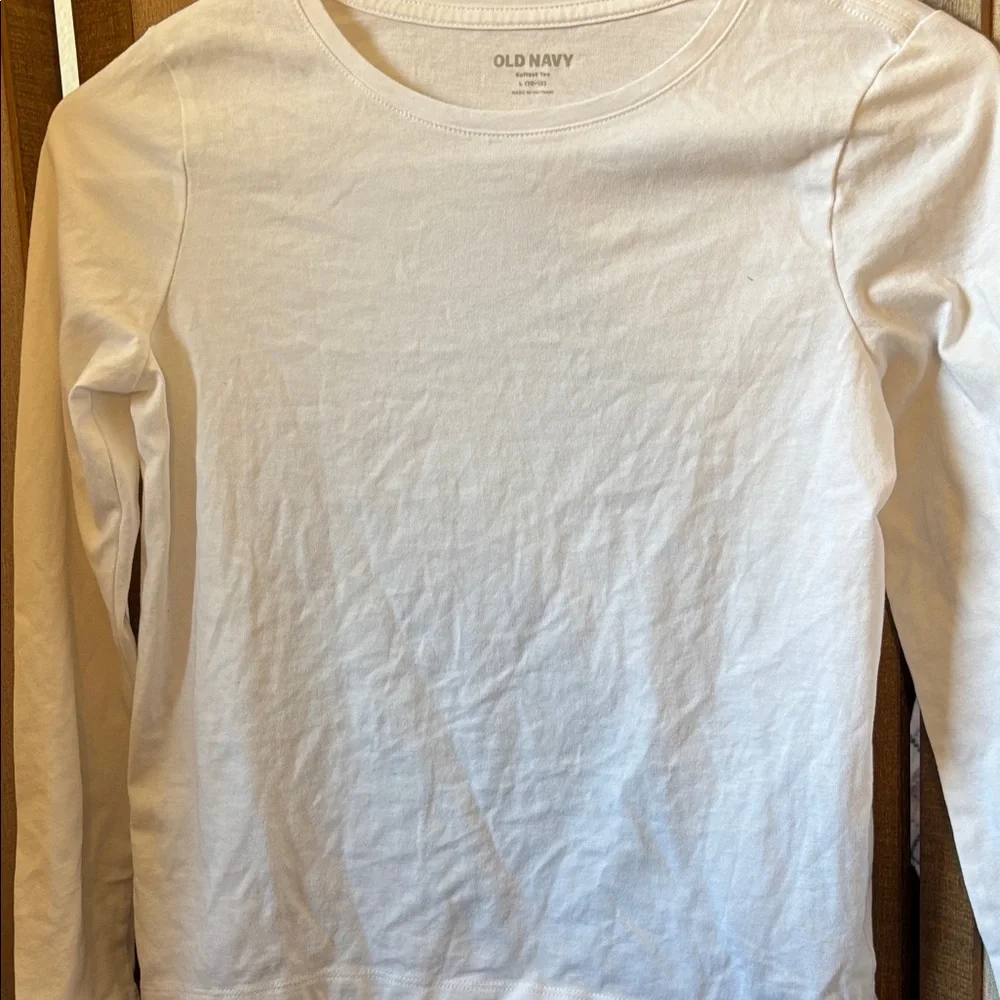 Girls Old Navy Classic White Crewneck Top large